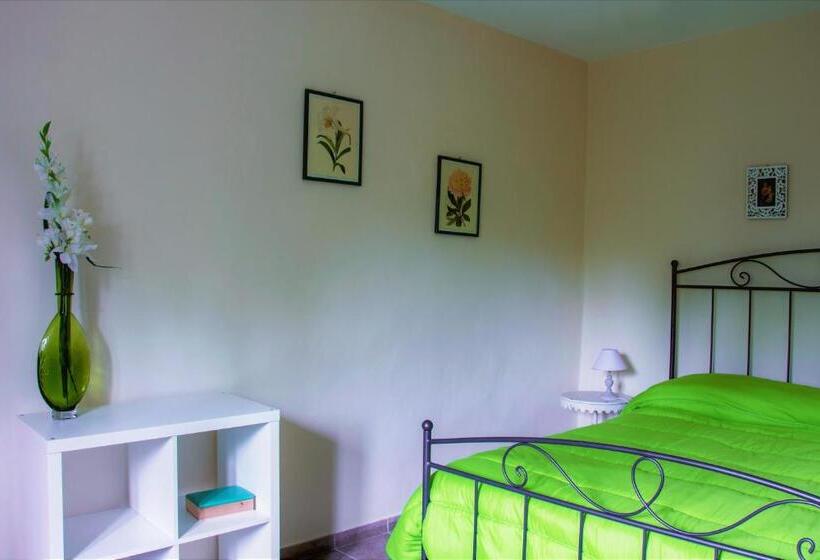 بنسيون La Quercia Di Aorivola