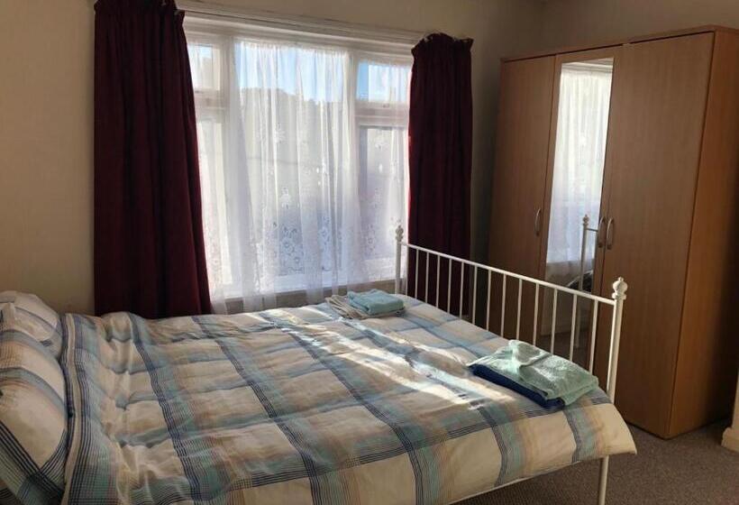 膳宿费 Room Only Guest Accommodation, Guest House