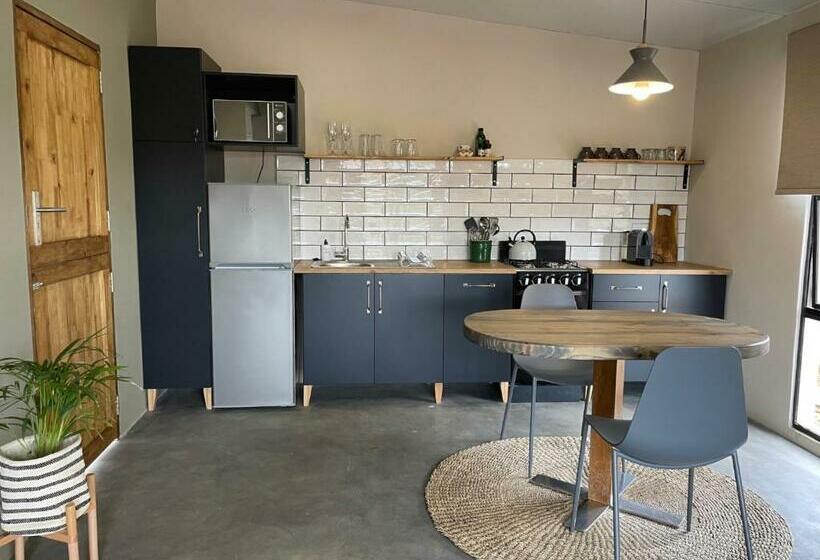 פנסיון The Goodland Cottages