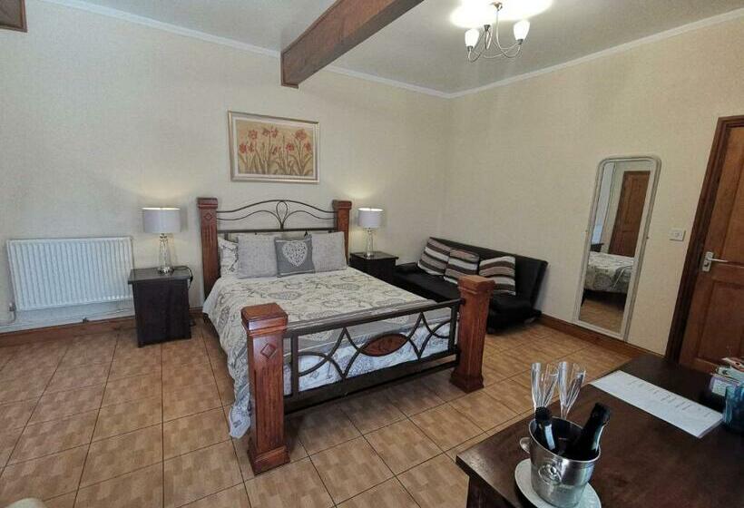 ペンション The Mill Bed And Breakfast