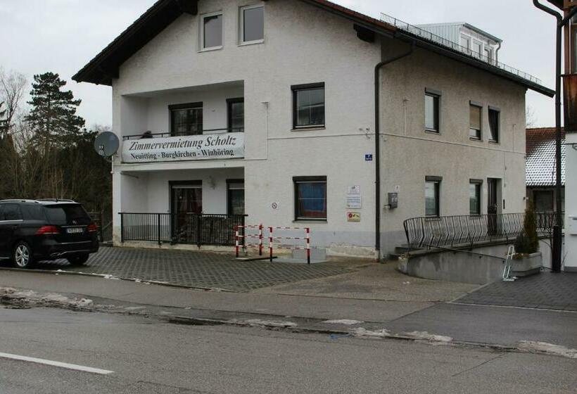 Пансион Zv Scholtz Gästehaus Neuötting Simbacher Straße 7