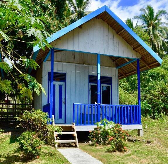 Pristine Paradise Dive Resort Una Una