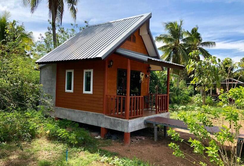 استراحتگاه Baan Thung Home Stay