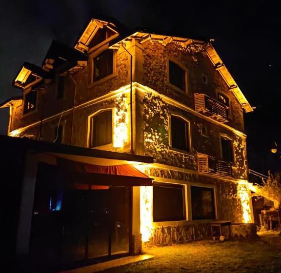 مبيت وإفطار Hayat Oksijen Resort