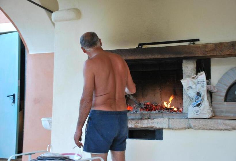 ベッドアンドブレックファースト Il Pozzo E Il Melograno