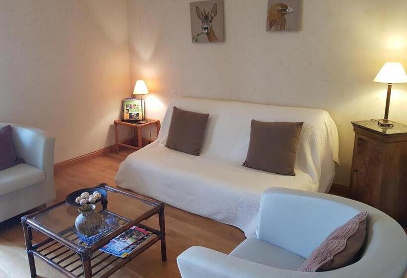 مبيت وإفطار La Taille De Biou