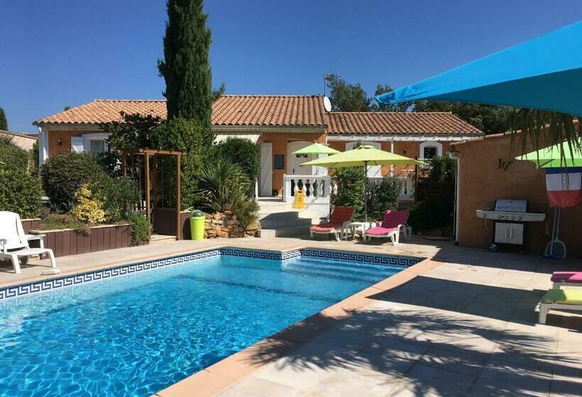 Bed and Breakfast Les Chênes Chez Jo Et Aimé