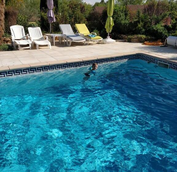Bed and Breakfast Les Chênes Chez Jo Et Aimé