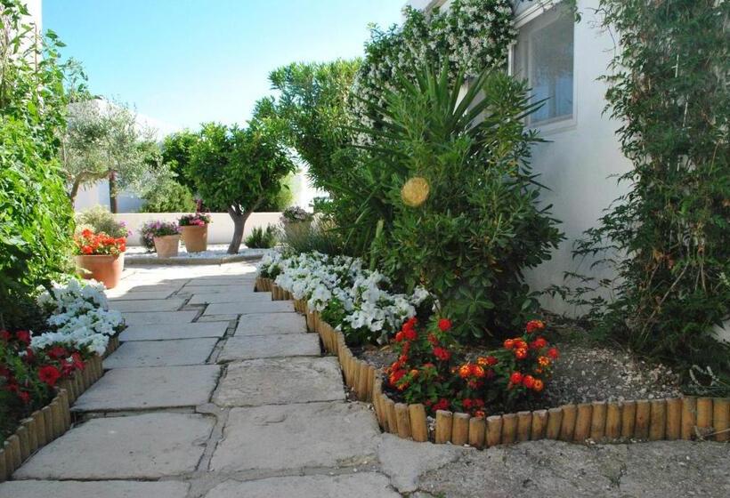 ベッドアンドブレックファースト Maison L Etrier