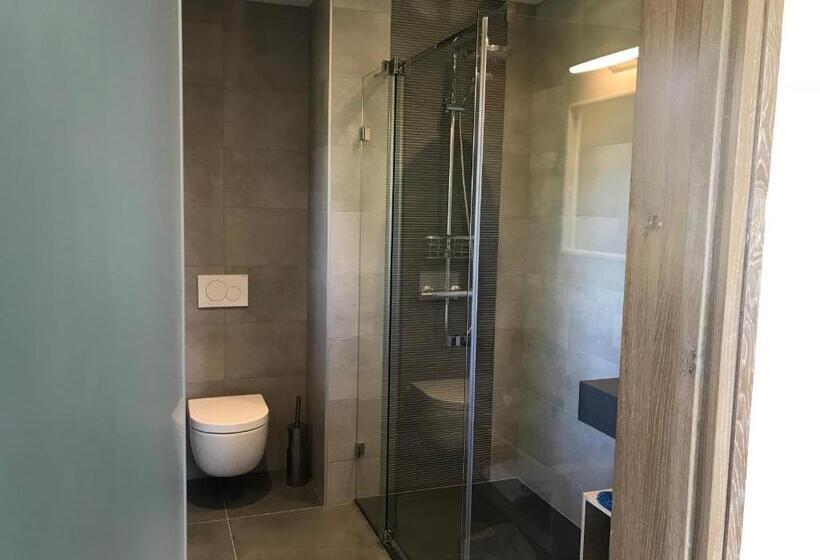 مبيت وإفطار Un Matin Au Jardin