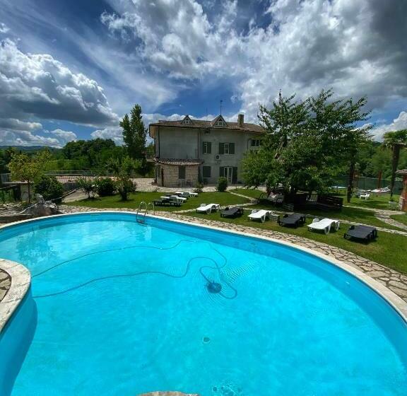 민박 Villa Aresini