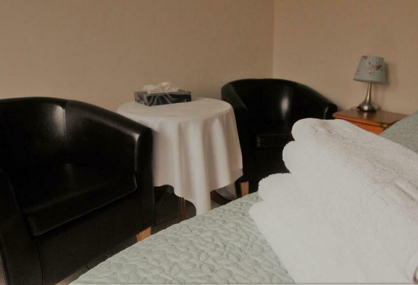 Bed and Breakfast Dove House