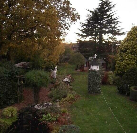 Bed and Breakfast Dove House