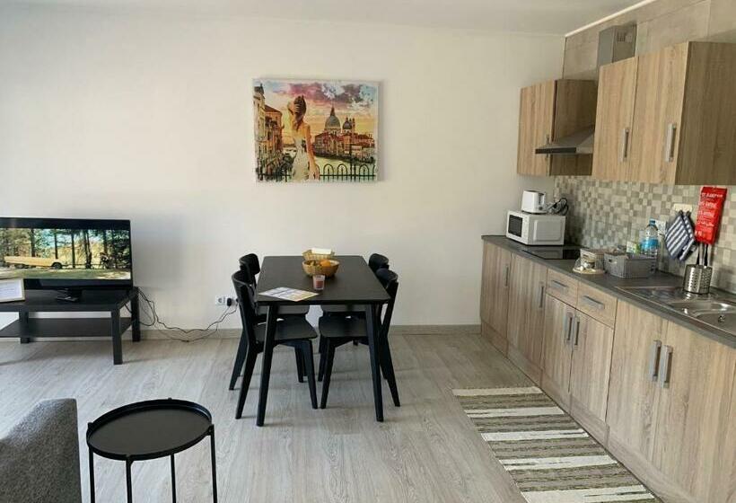 Hotel Adega Guest House