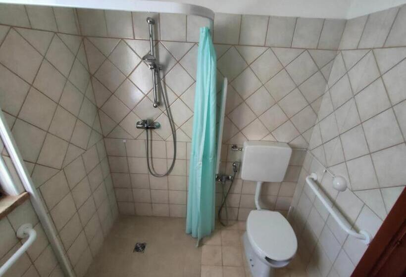 فندق Agriturismo Borgo Del Ginepro