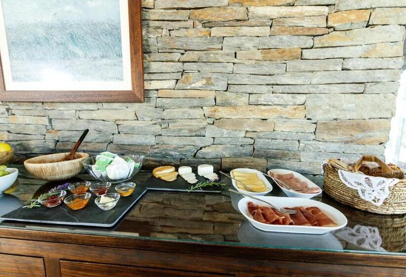 Отель Agroturismo Flores Do Campo