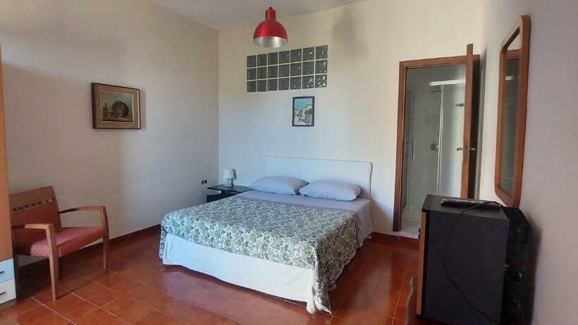 酒店 Consoli Crispino