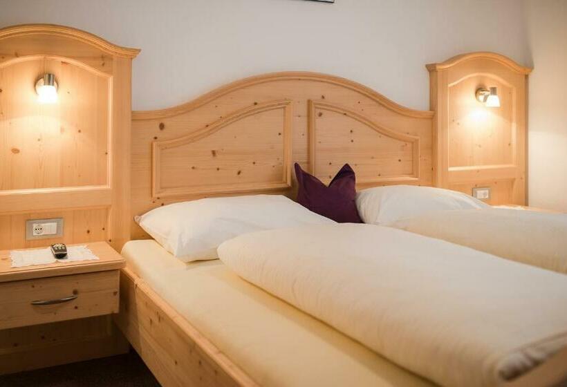 ホテル Garni Georgenhöhe