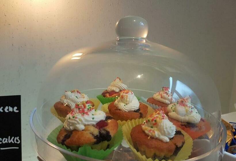 酒店 Ria‘s Beachhouse