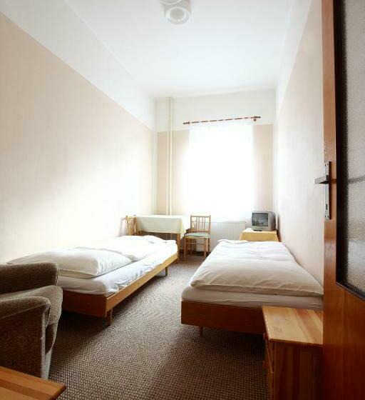 בית מלון כפרי Slávie