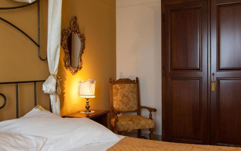 پانسیون Al Borgo Rooms