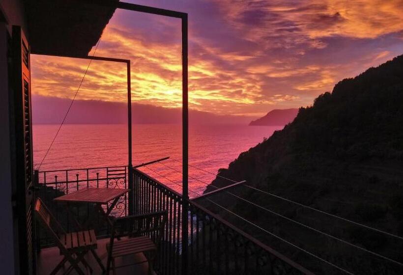 پانسیون Arbanella