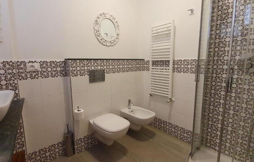 پانسیون Arbanella