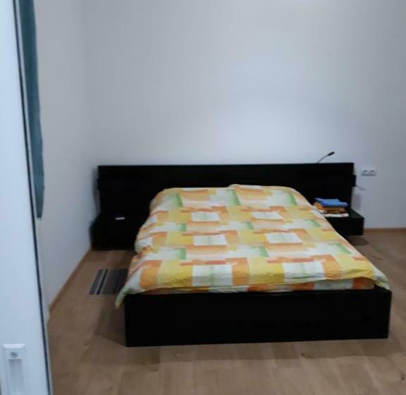 بنسيون Casa Centrala