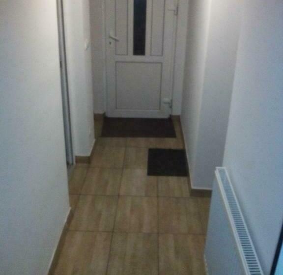 بنسيون Casa Centrala