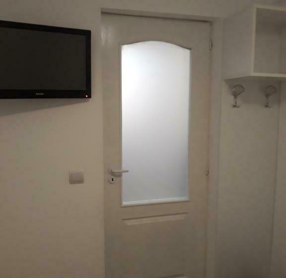 بنسيون Casa Centrala