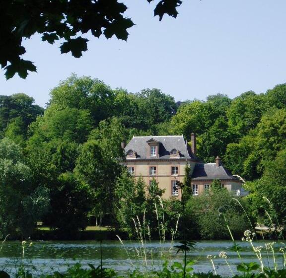 بنسيون Château Rouillon D Allest