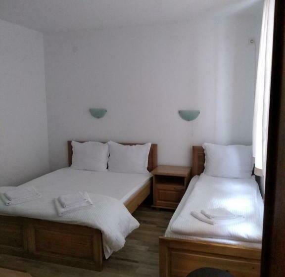 펜션 Guesthouse White Margarit