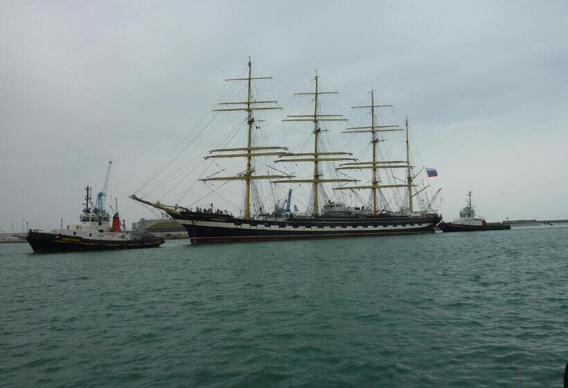 Пансион Bien Vivre Ensemble Aux Marches Du Soleil Chambres Privées Chez L Habitant Dans Appartement Partag