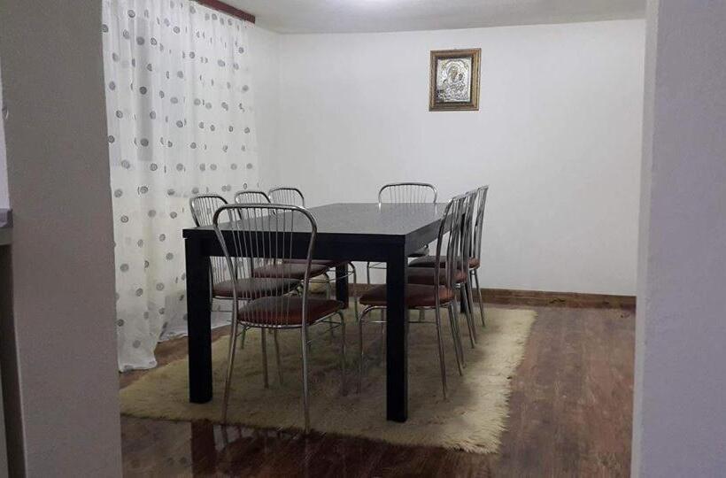 펜션 Vila Perla Govorei