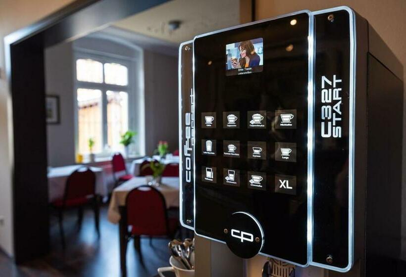 ペンション Zum Postamt