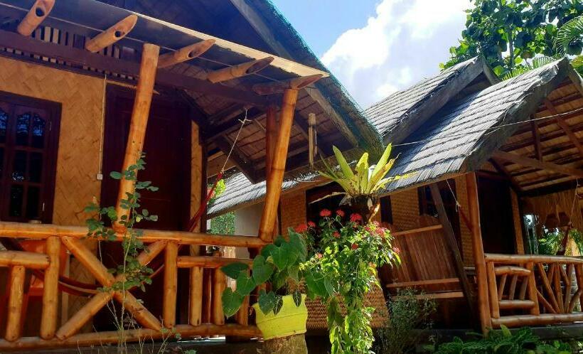 هاستل Eashanti’s Place