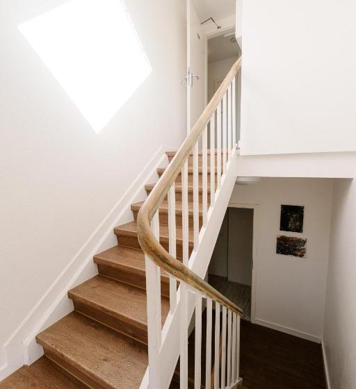 فندق صغير Gästehaus Am Flughafen Düsseldorf