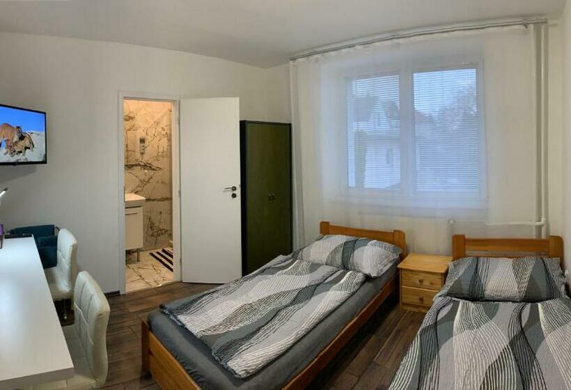 旅馆 Pension Milada