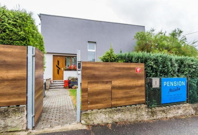 旅馆 Pension Milada