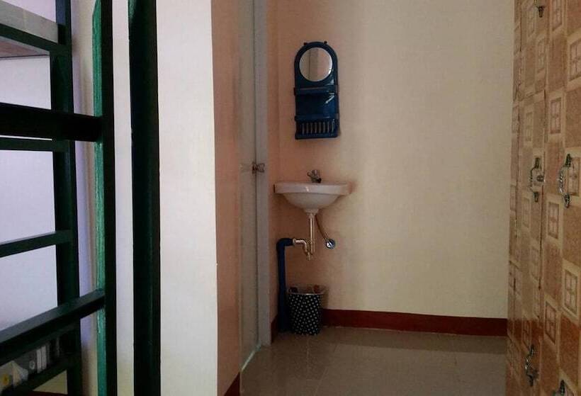 Rms Travellers Inn   Hostel