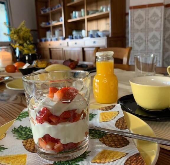 مبيت وإفطار Casa Alestelou