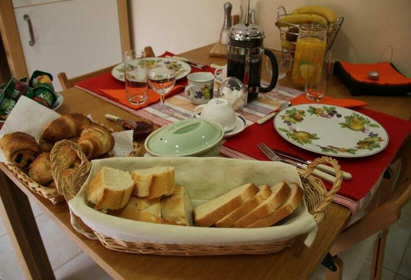 مبيت وإفطار Chez Helen