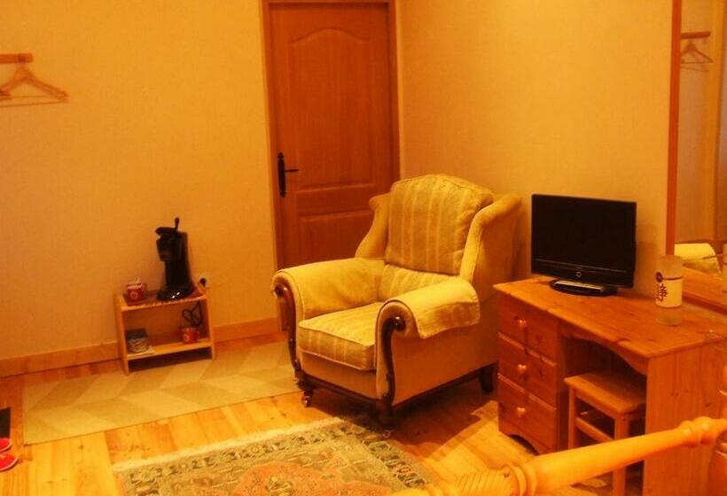 مبيت وإفطار Chez Helen