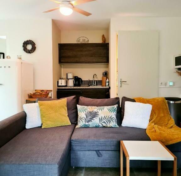 تختخواب و صبحانه Great Canal Studio   Water View & Free Parking