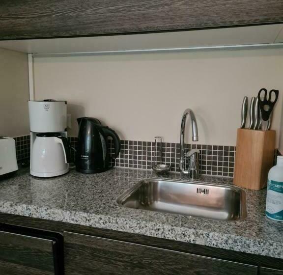 تختخواب و صبحانه Great Canal Studio   Water View & Free Parking