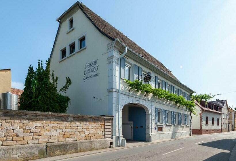 Bed and Breakfast Gästezimmer Im Weingut Wolf