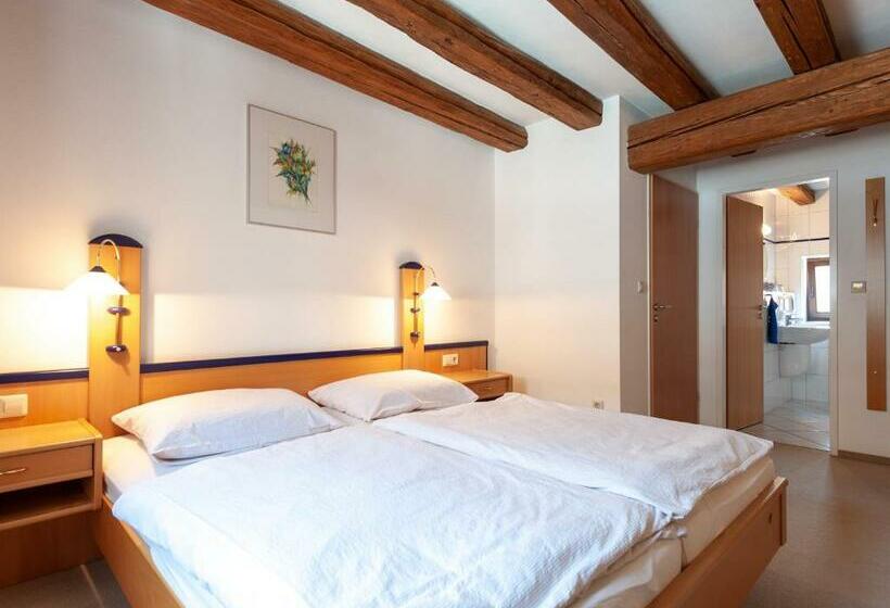 Bed and Breakfast Gästezimmer Im Weingut Wolf