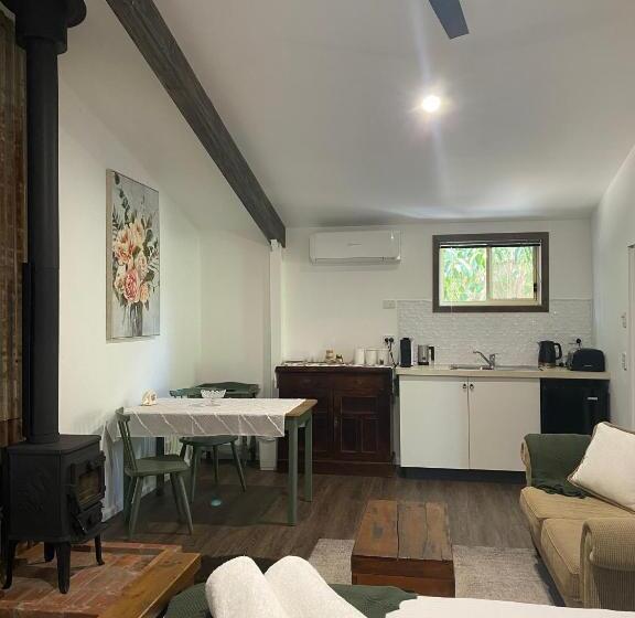 مبيت وإفطار Holly House Garden Studio