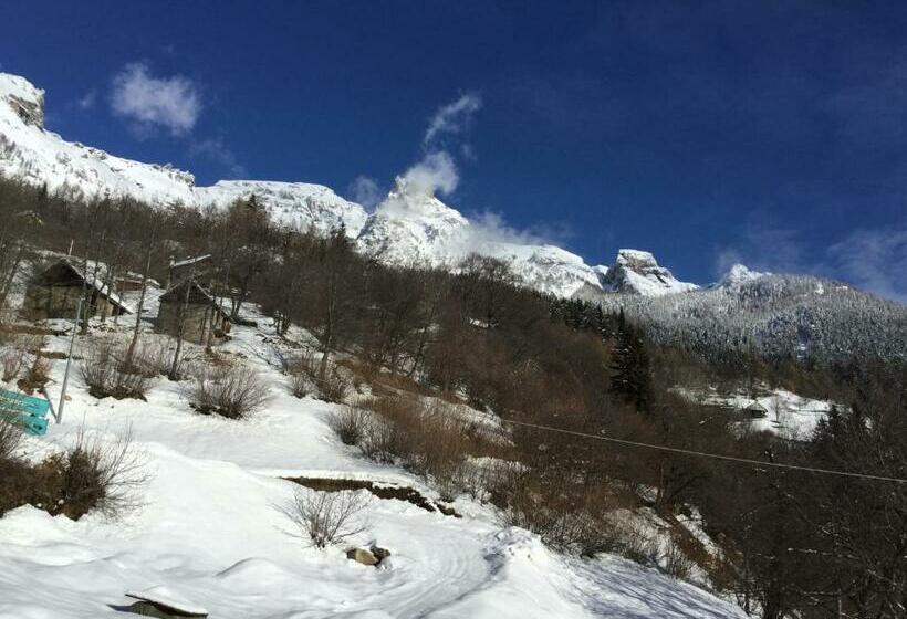 ベッドアンドブレックファースト Il Teggiolo