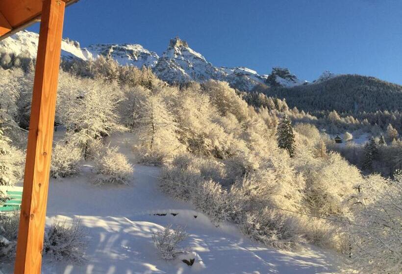 ベッドアンドブレックファースト Il Teggiolo